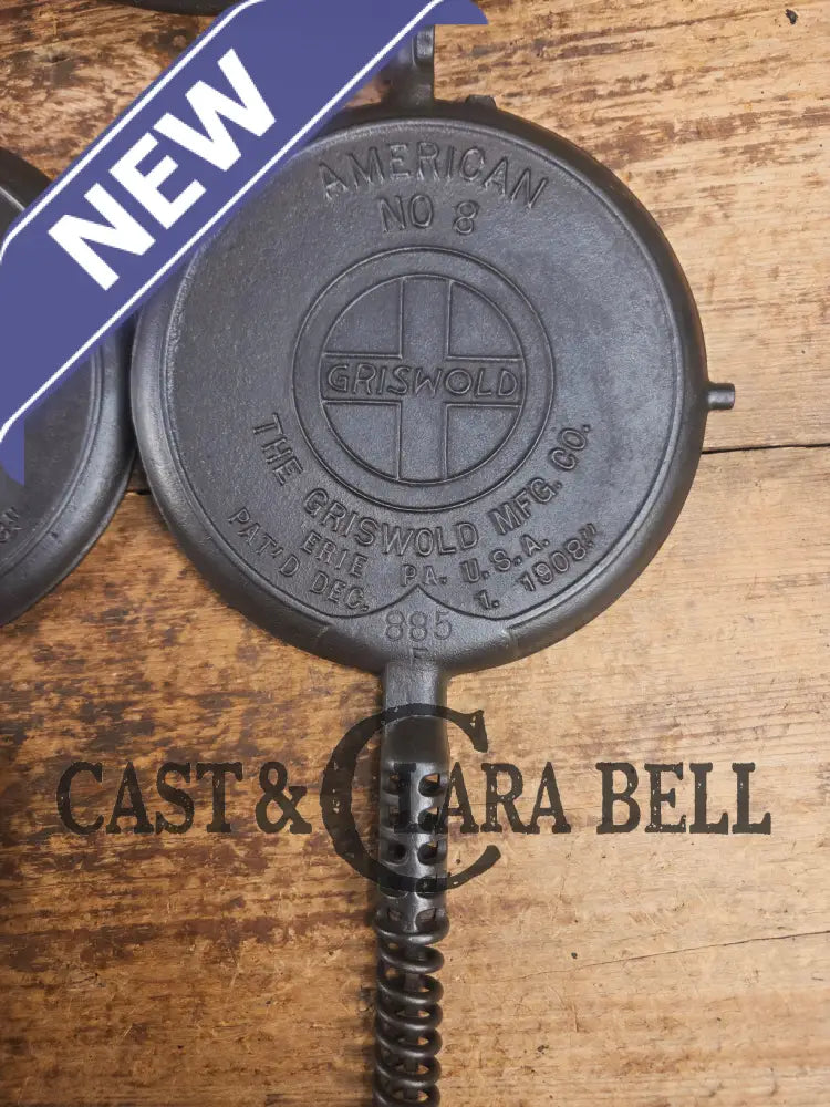 1920βs Griswold No. 8 Waffle Iron (886/885) with short base 795 raised Griswold Waffle Iron