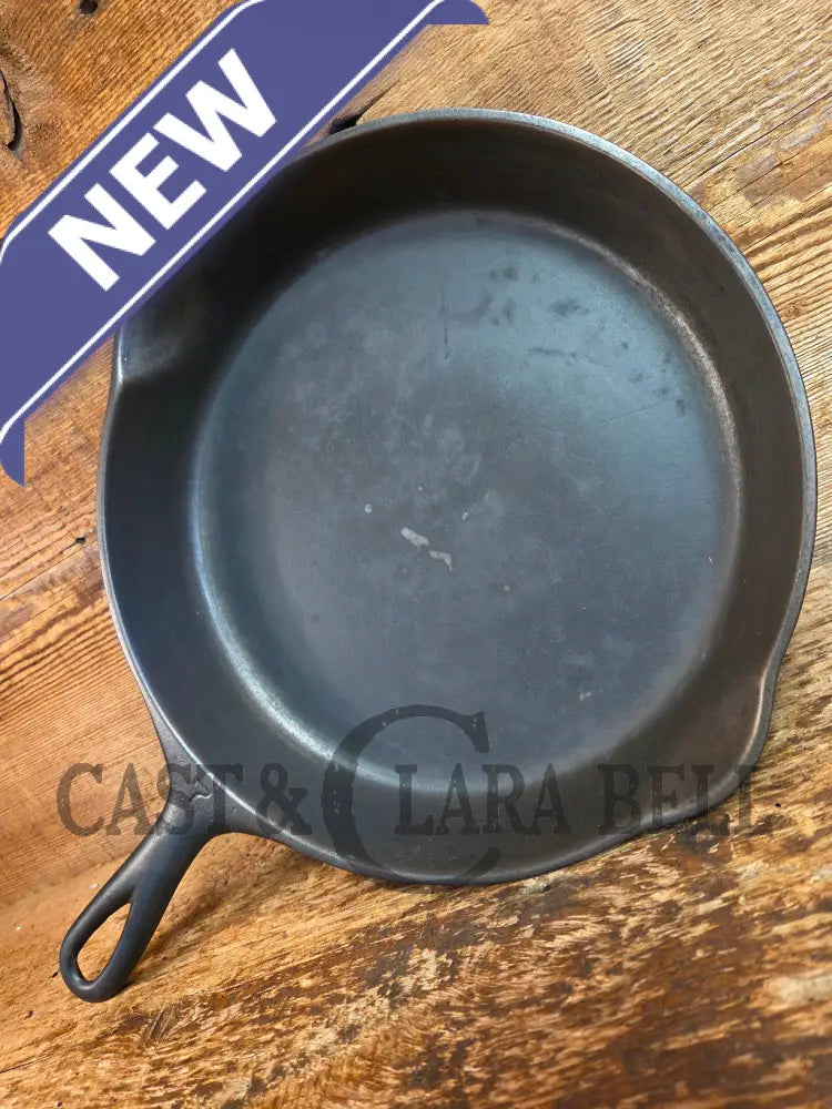 1920’s Griswold’s Victor #7 Skillet with Heat Ring Fully Marked 721. Amazing Sauté skillet - Skillet