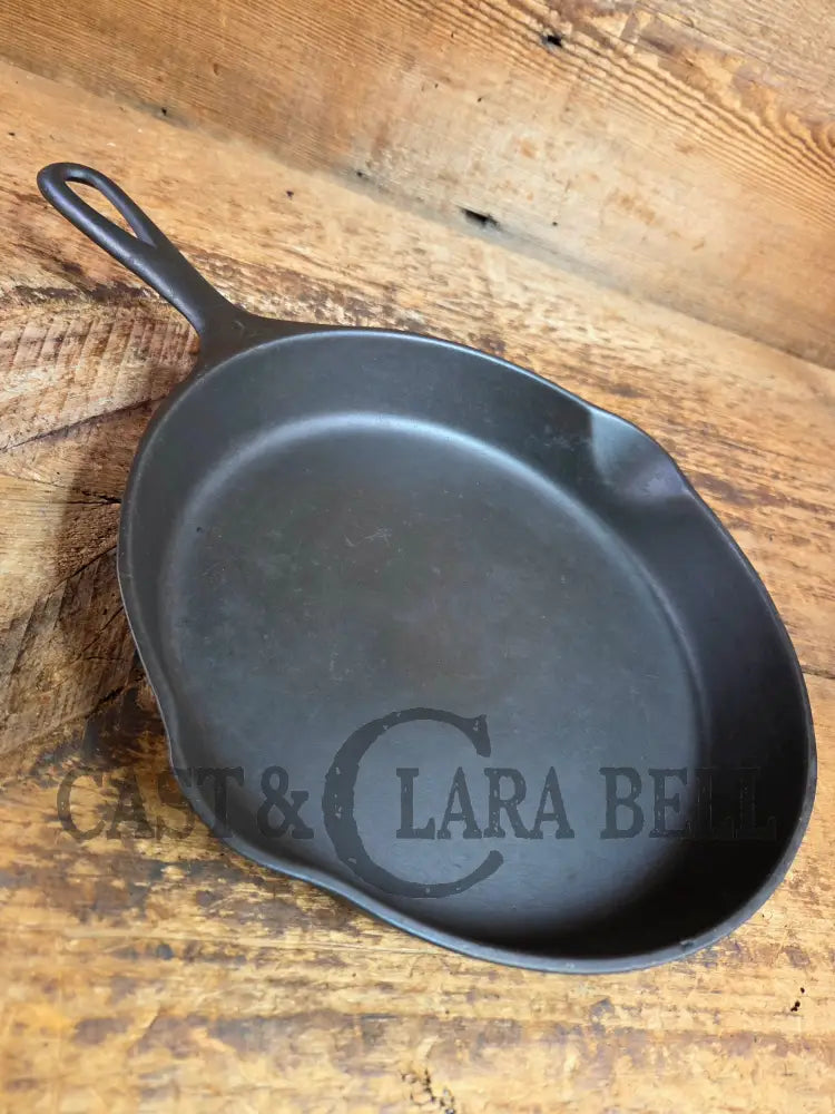 1920βs Griswoldβs Victor #7 Skillet with Heat Ring Fully Marked 721. Amazing SautΓ© skillet Skillet