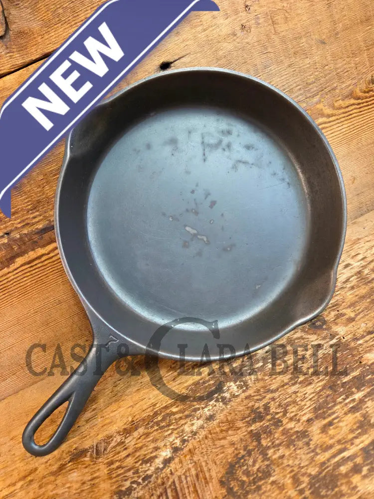1920’s Griswold’s Victor #7 Skillet with Heat Ring Fully Marked 721. Amazing Sauté skillet - Skillet