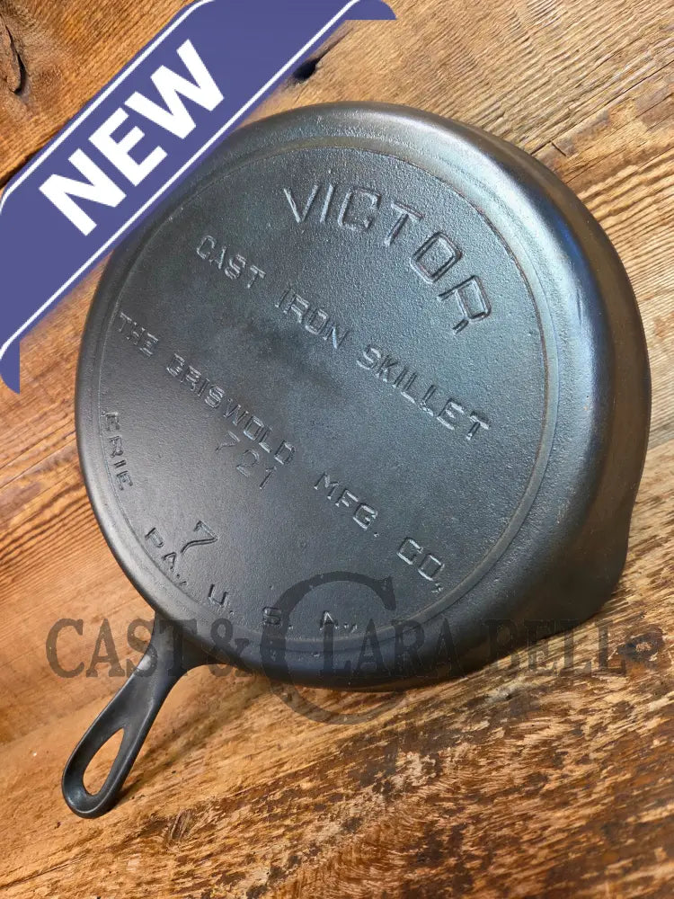 1920’s Griswold’s Victor #7 Skillet with Heat Ring Fully Marked 721. Amazing Sauté skillet - Skillet