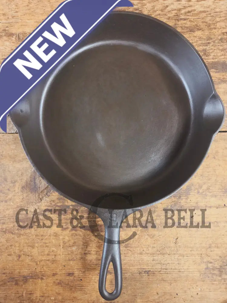 1920βs Griswoldβs Victor #9 Skillet with Heat Ring 723. A favorite of ours in the kitchen - Skillet