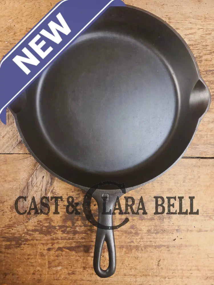 1920βs Griswoldβs Victor #9 Skillet with Heat Ring 723. Hard to Find and Amazing in the kitchen! Skillet