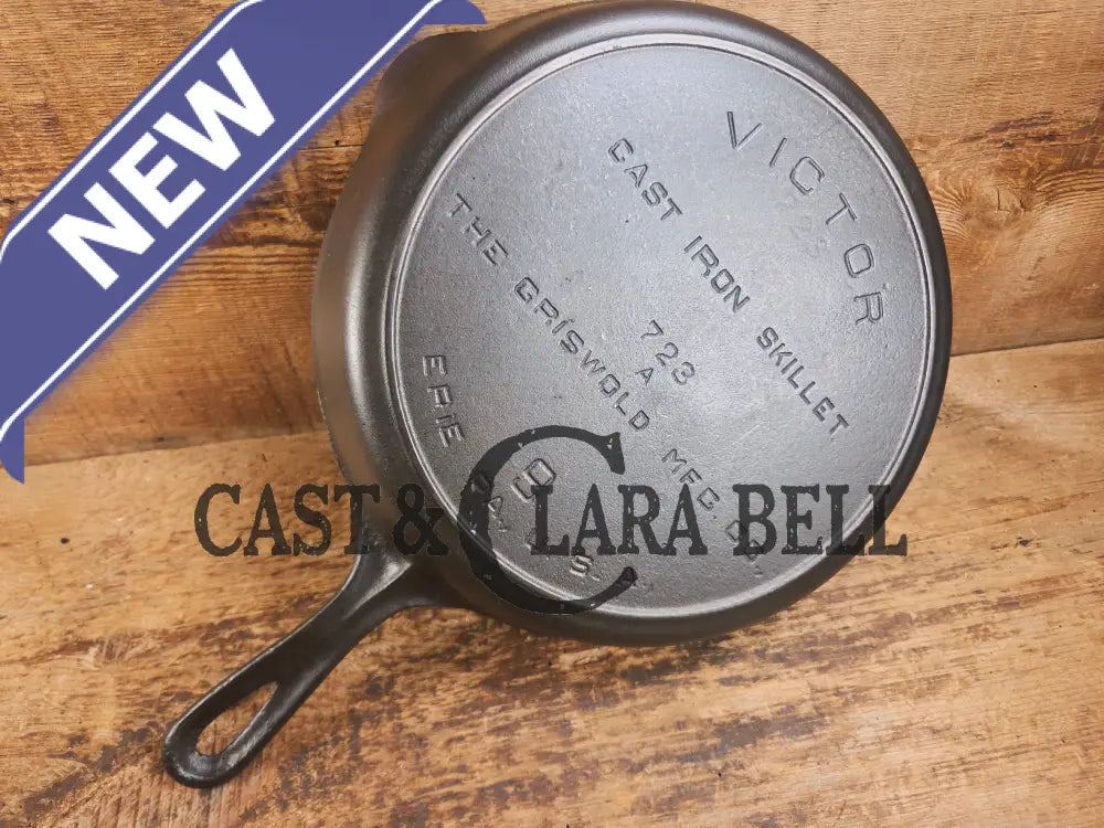 1920βs Griswoldβs Victor #9 Skillet with Heat Ring 723. Hard to Find and Amazing in the kitchen! Skillet