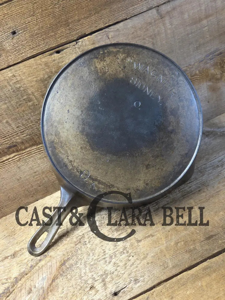 1920’s Wagner Sidney O #9 ’Arc Straight’ Skillet Heat Ring. Beautiful design superior performance. Nickel exterior