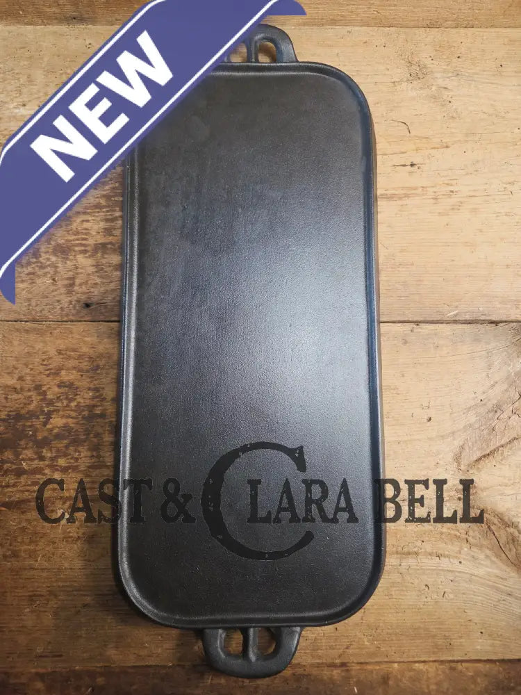 1930’s era Lodge 7 Long Griddle. Very handy size to have for the grill or stove top! Restored and ready to Use! Skillet