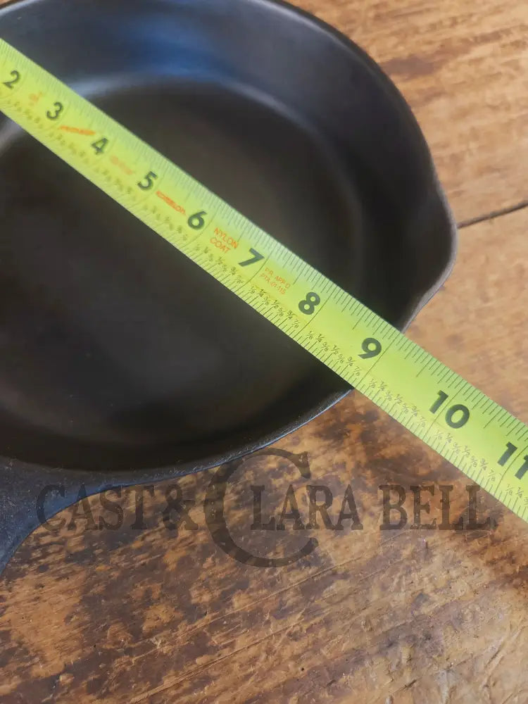 1930s Era Wagner Ware #6 Cast Iron Sautee Skillet with Smooth Bottom 1056 J - Skillet
