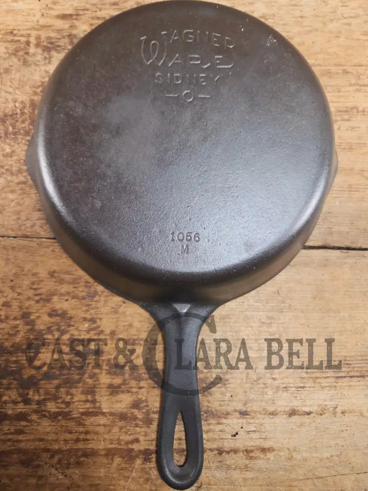 1930s Era Wagner Ware #6 Cast Iron Sautee Skillet with Smooth Bottom 1056 M Skillet