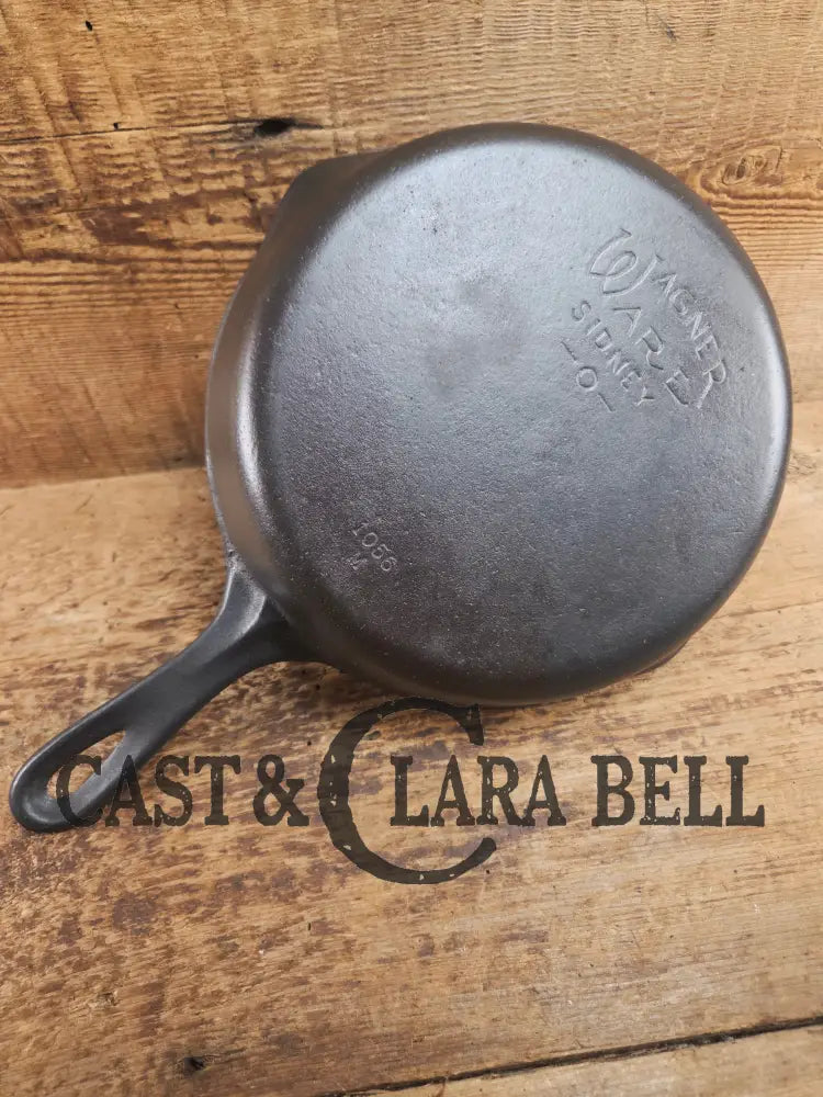 1930s Era Wagner Ware #6 Cast Iron Sautee Skillet with Smooth Bottom 1056 M Skillet
