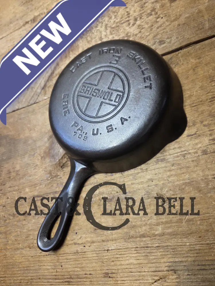 1930’s Griswold #3 Cast Iron Egg Skillet with Large Block Logo 709. A Best Seller! Skillet