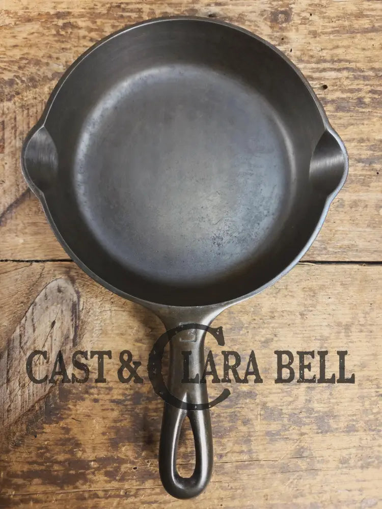 1930’s Griswold #3 Cast Iron Egg Skillet with Large Block Logo 709. SC24 Skillet