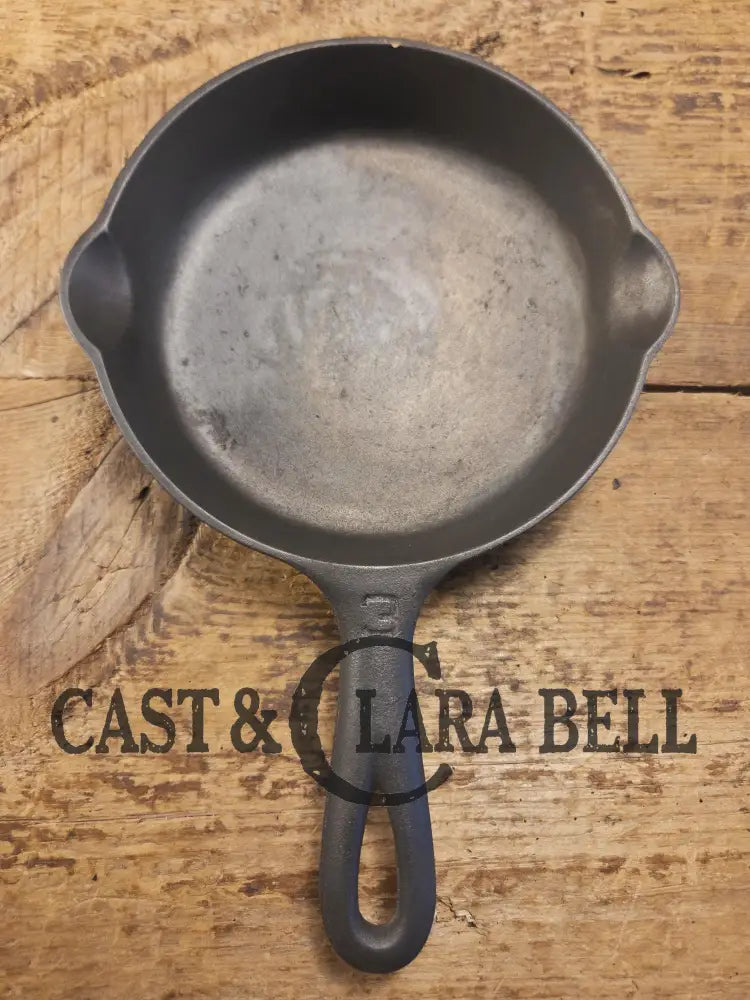 1930’s Griswold #3 Egg Skillet with Large Block Logo and Smooth Bottom 709 Skillet