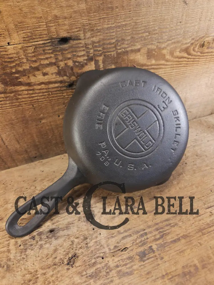 1930’s Griswold #3 Egg Skillet with Large Block Logo and Smooth Bottom 709 Skillet