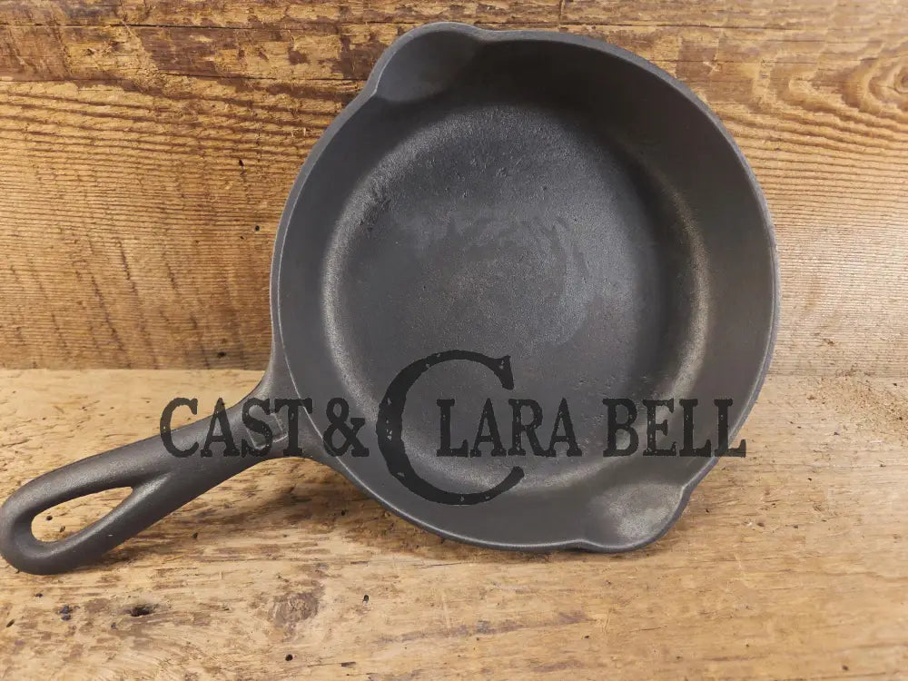 1930’s Griswold #3 Egg Skillet with Large Block Logo and Smooth Bottom 709 Skillet