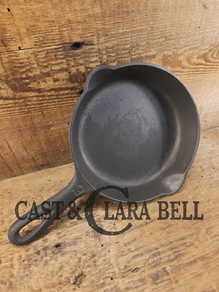 1930’s Griswold #3 Egg Skillet with Large Block Logo and Smooth Bottom 709 Skillet