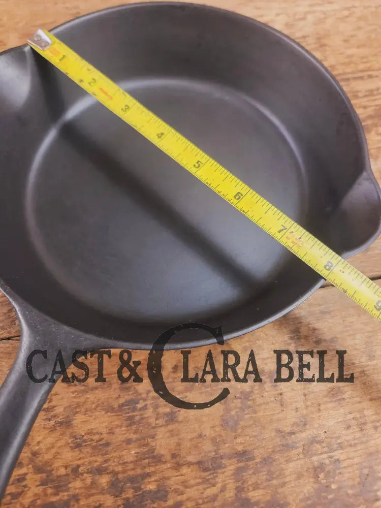 1930’s Griswold #5 Cast Iron Skillet with Large Block Logo 724. Awesome sauté skillet Skillet