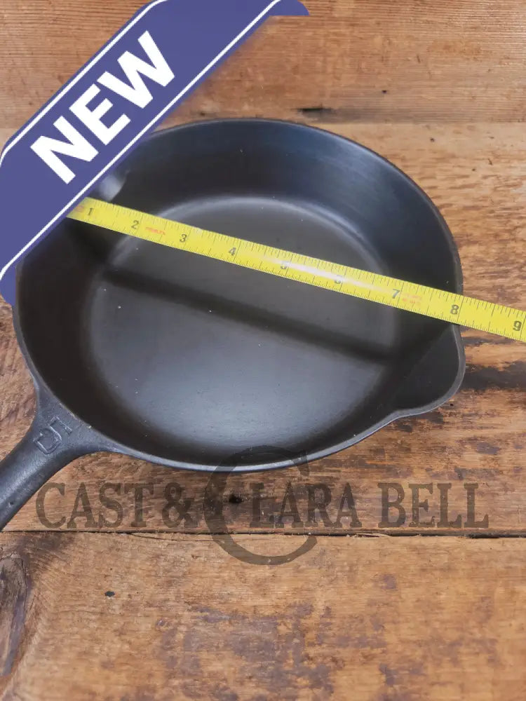 1930βs Griswold #5 Cast Iron Skillet with Large Block Logo 724 B - Skillet