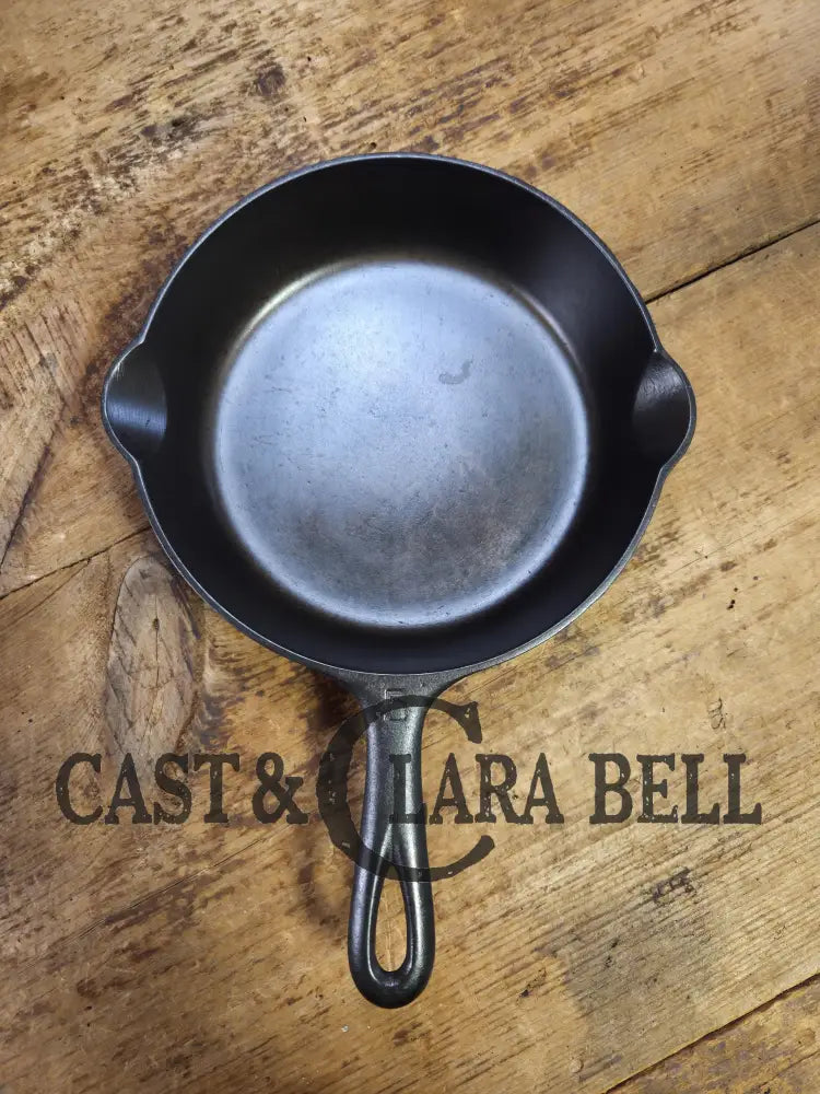 1930βs Griswold #5 Cast Iron Skillet with Large Block Logo 724 C. Awesome sautΓ© skillet! Skillet