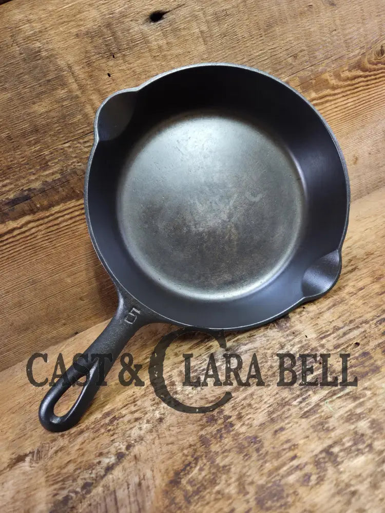 1930βs Griswold #5 Cast Iron Skillet with Large Block Logo 724 C. Awesome sautΓ© skillet! Skillet