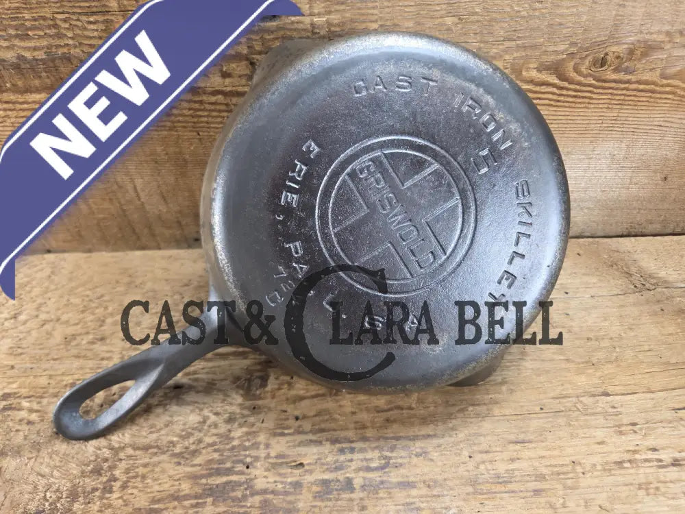 1930βs Griswold #5 Large Block Logo 724 Cast Iron Skillet. Inside black iron outside nickel patina. Very cool &