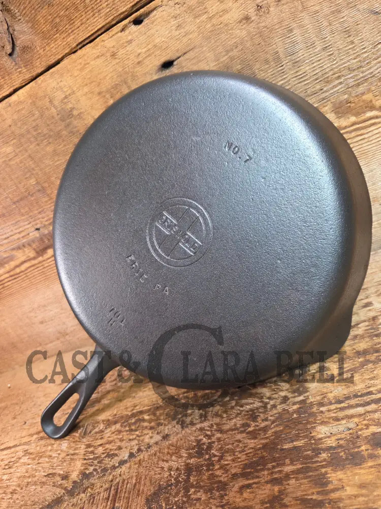 1930’s Griswold #7 Cast Iron Skillet with Large Block Logo 701 H - Skillet