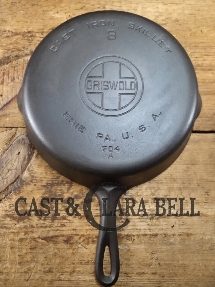 1930’s Griswold #8 Cast Iron Skillet with Large Block Logo 704 A. Perfect for ALL cooktops Skillet