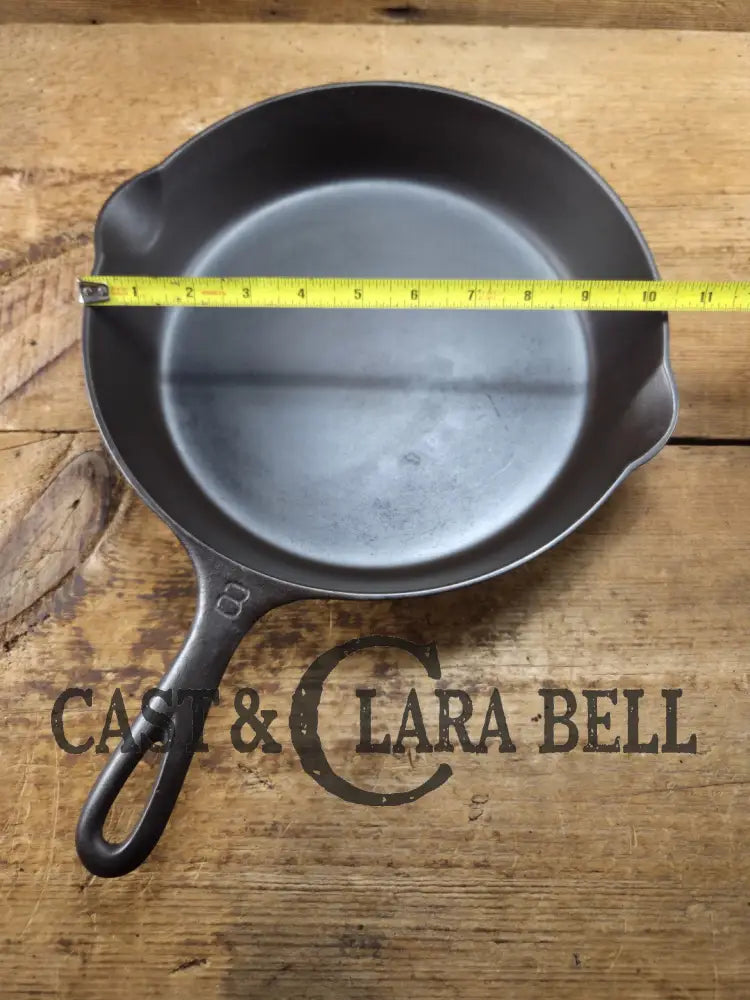 1930’s Griswold #8 Cast Iron Skillet with Large Block Logo 704 A. Perfect for ALL cooktops Skillet