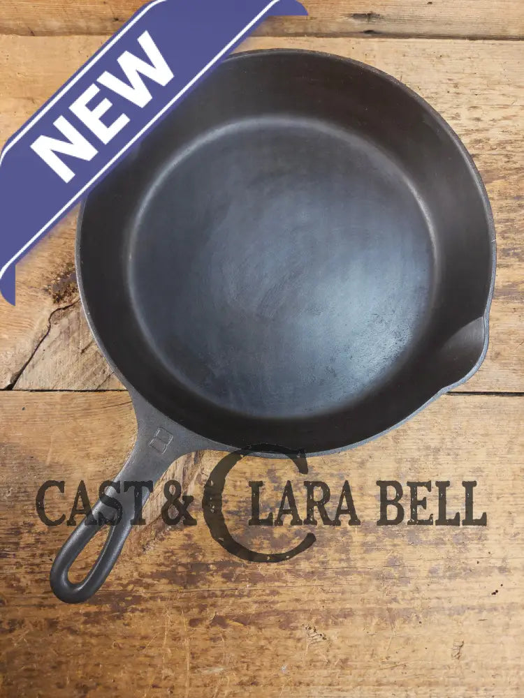 1930βs Griswold #8 Cast Iron Skillet with Large Block Logo 704 B Skillet