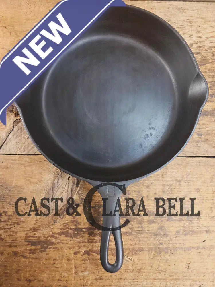 1930βs Griswold #8 Cast Iron Skillet with Large Block Logo 704 B Skillet
