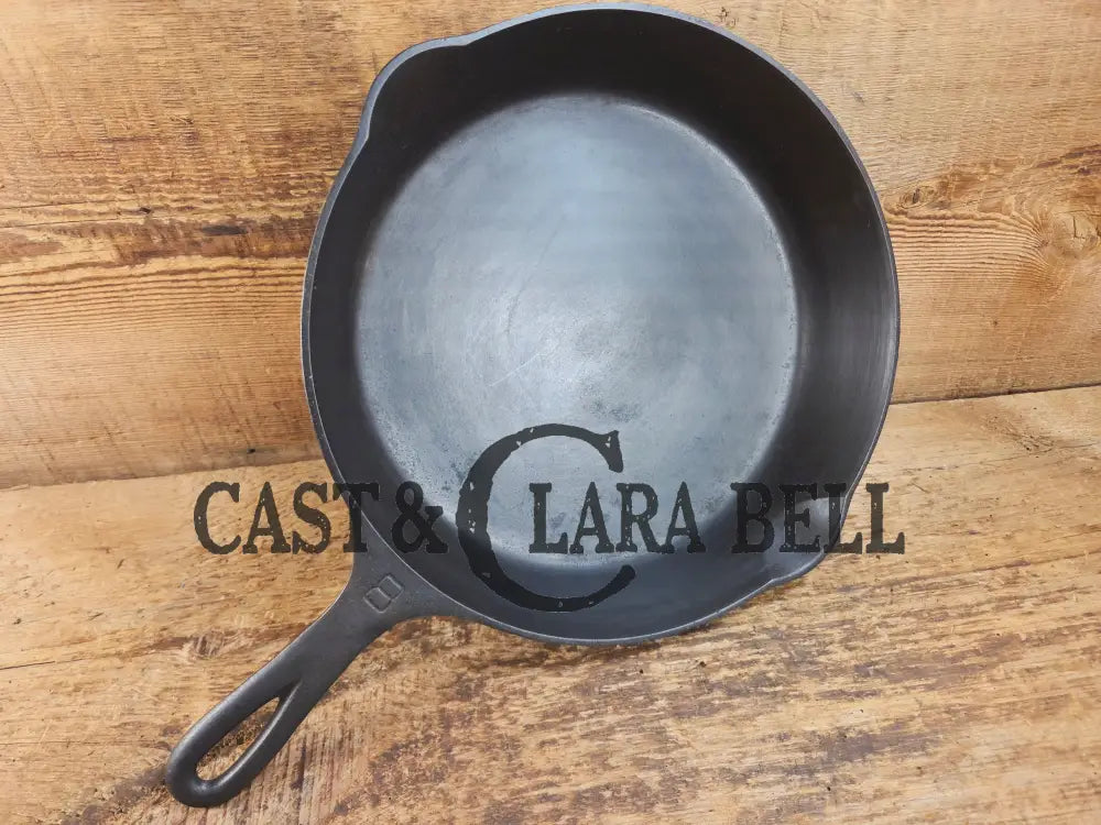 1930’s Griswold #8 Cast Iron Skillet with Large Block Logo 704 B Skillet