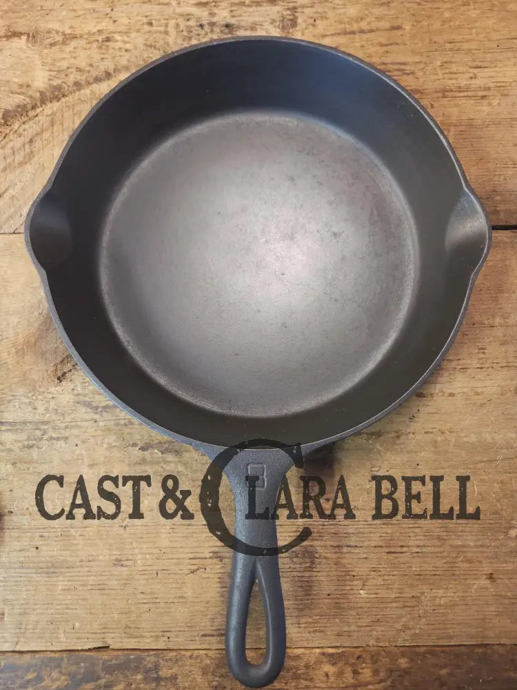 1930’s Griswold #8 Cast Iron Skillet with Large Block Logo 704 C Skillet