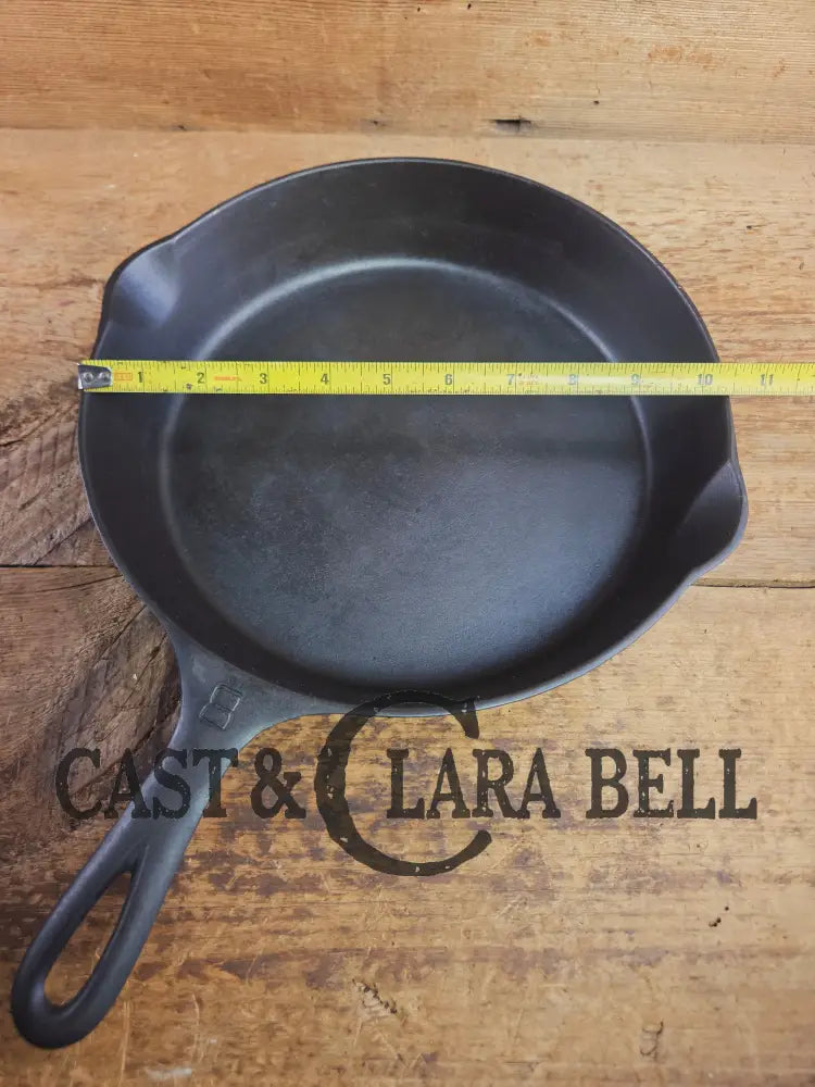 1930’s Griswold #8 Cast Iron Skillet with Large Block Logo 704 G Skillet