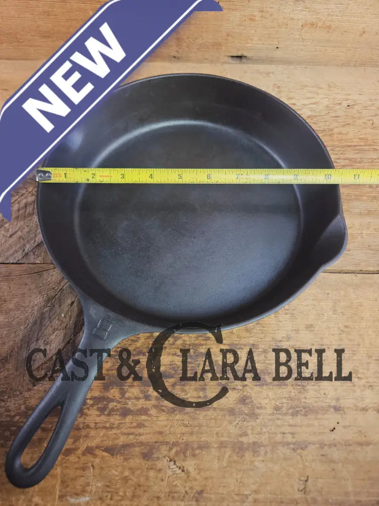 1930’s Griswold #8 Cast Iron Skillet with Large Block Logo 704 G Skillet