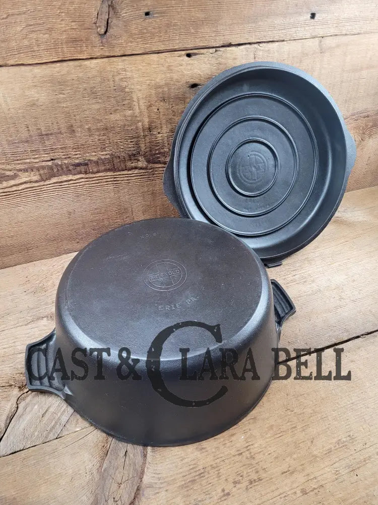 1930βS Griswold #8 Dutch Oven 2568 With Matching Hinged Lid! Beautiful Piece For Your Gourmet