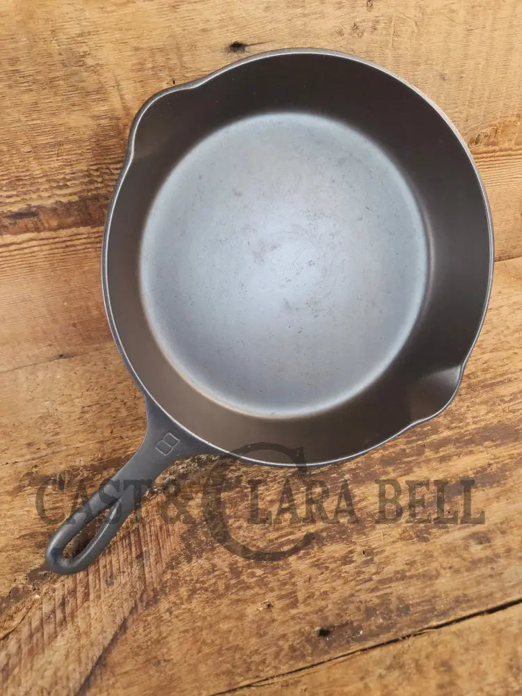 1930’s Griswold #8 Skillet with Large Block Logo and Smooth Bottom 704 A - Skillet