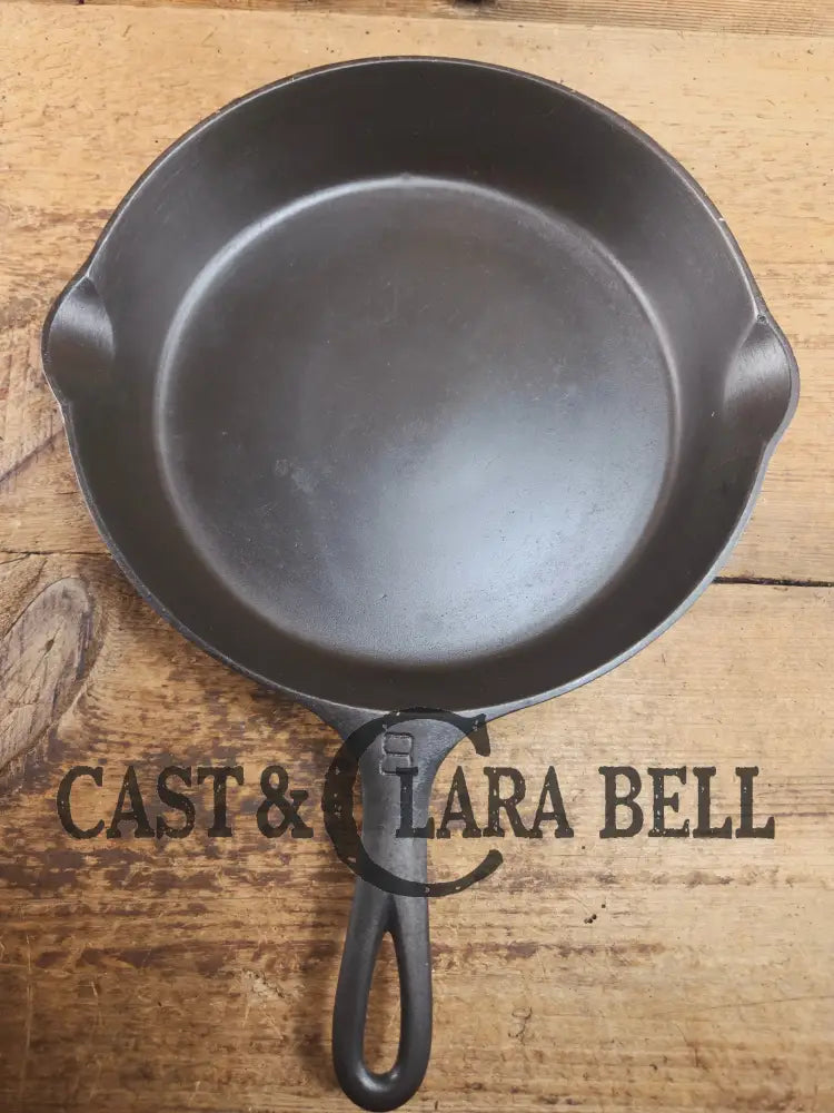 The Classic! Griswold #8 Skillet with Large Block Logo and Smooth Bottom Erie PA USA p/n 704 P Skillet