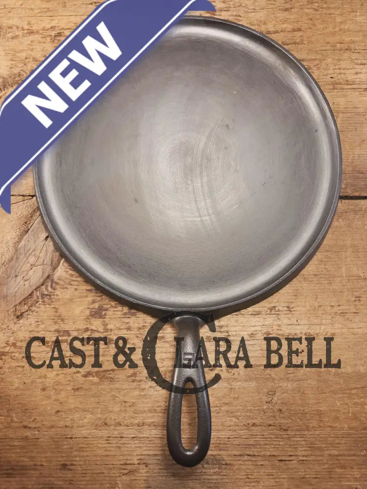 1930βs Griswold #9 Cast Iron Griddle Large Block logo βErie PA USA,β609ββ. Awesome for pancakes and grilled cheese!