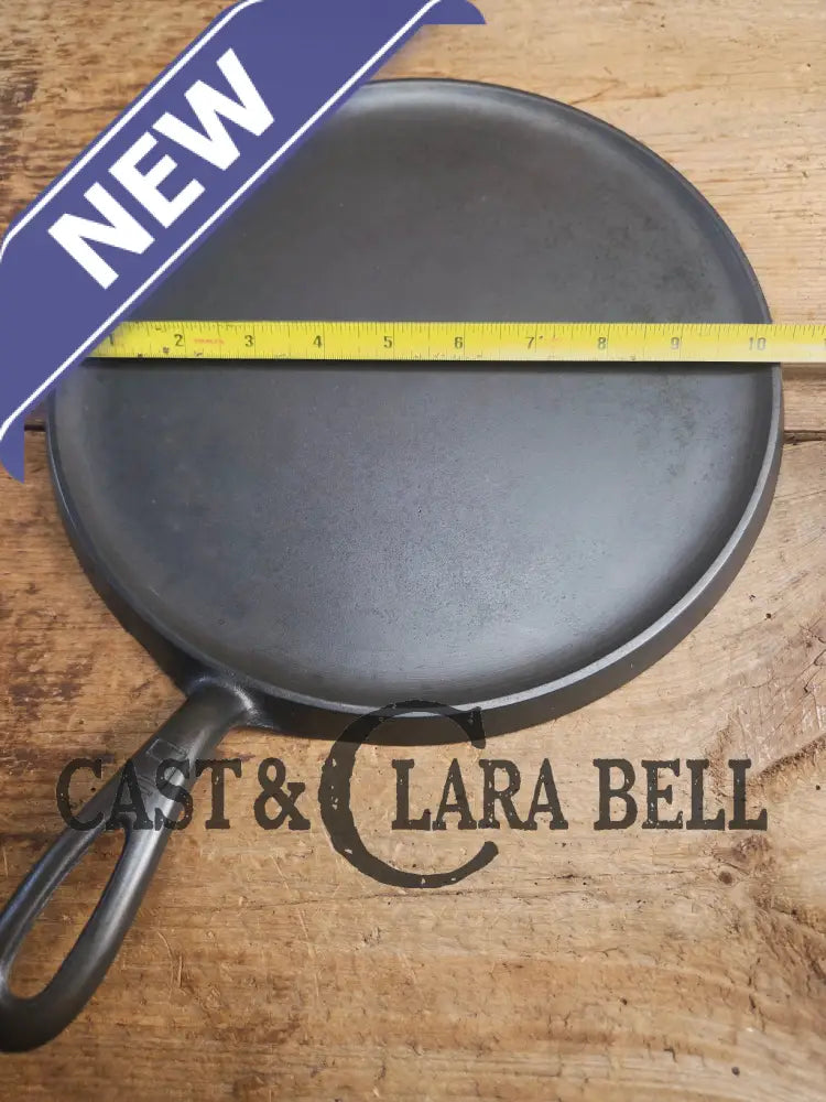 1930βs Griswold #9 Cast Iron Griddle Large Block logo βErie PA USA,β609ββ. Awesome for pancakes and grilled cheese!