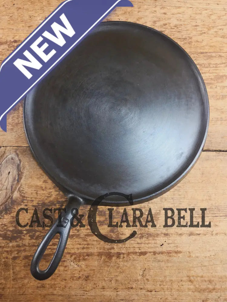 1930βs Griswold #9 Cast Iron Griddle Large Block logo βErie PA USA,β609ββ. Awesome for pancakes and grilled cheese!