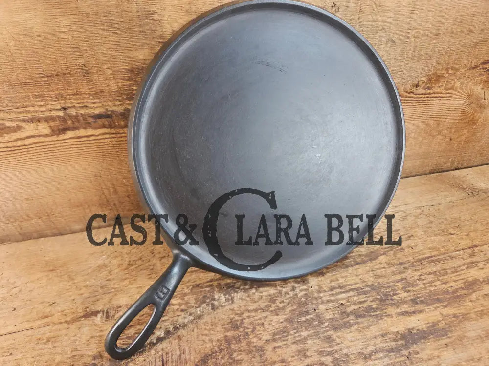 1930βs Griswold #9 Cast Iron Griddle Large Block logo βErie PA USA,β609ββ. Awesome for pancakes and grilled cheese