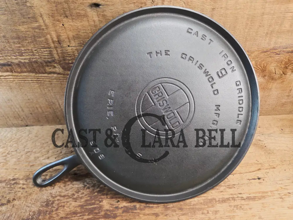 1930βs Griswold #9 Cast Iron Griddle Large Block logo βErie PA USA,β609ββ. Awesome for pancakes and grilled cheese!