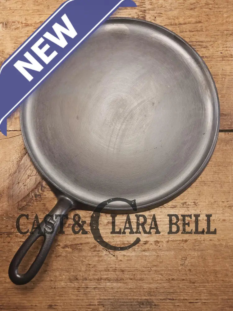 1930βs Griswold #9 Cast Iron Griddle Large Block logo βErie PA USA,β609ββ. Awesome for pancakes and grilled cheese!