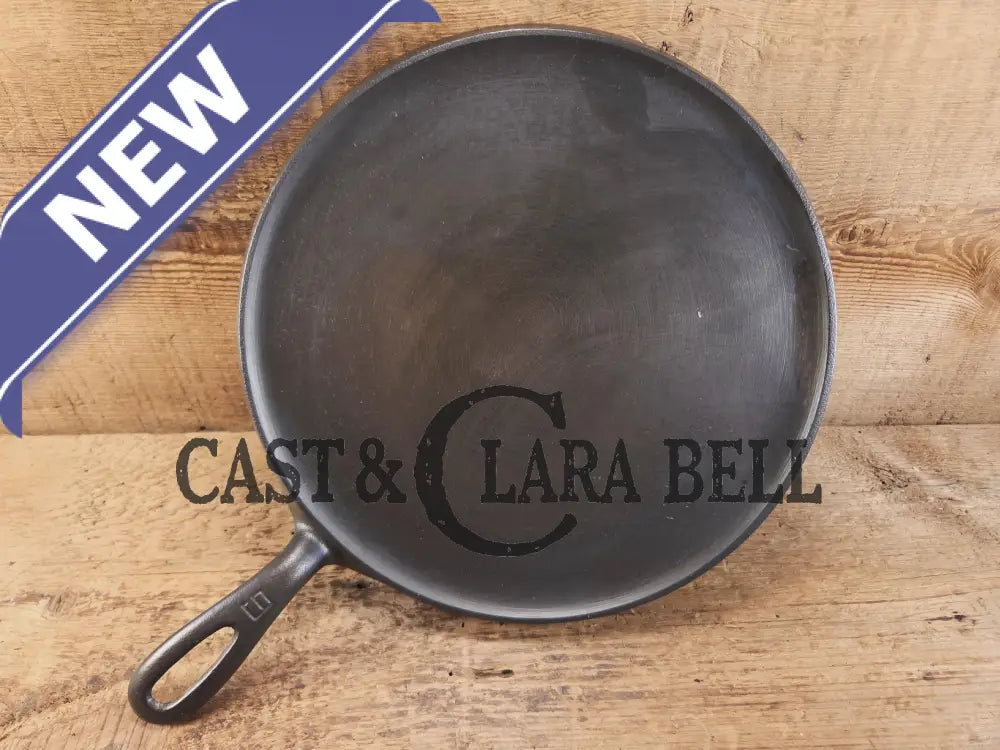 1930βs Griswold #9 Cast Iron Griddle Large Block logo βErie PA USA,β609ββ. Awesome for pancakes and grilled cheese!