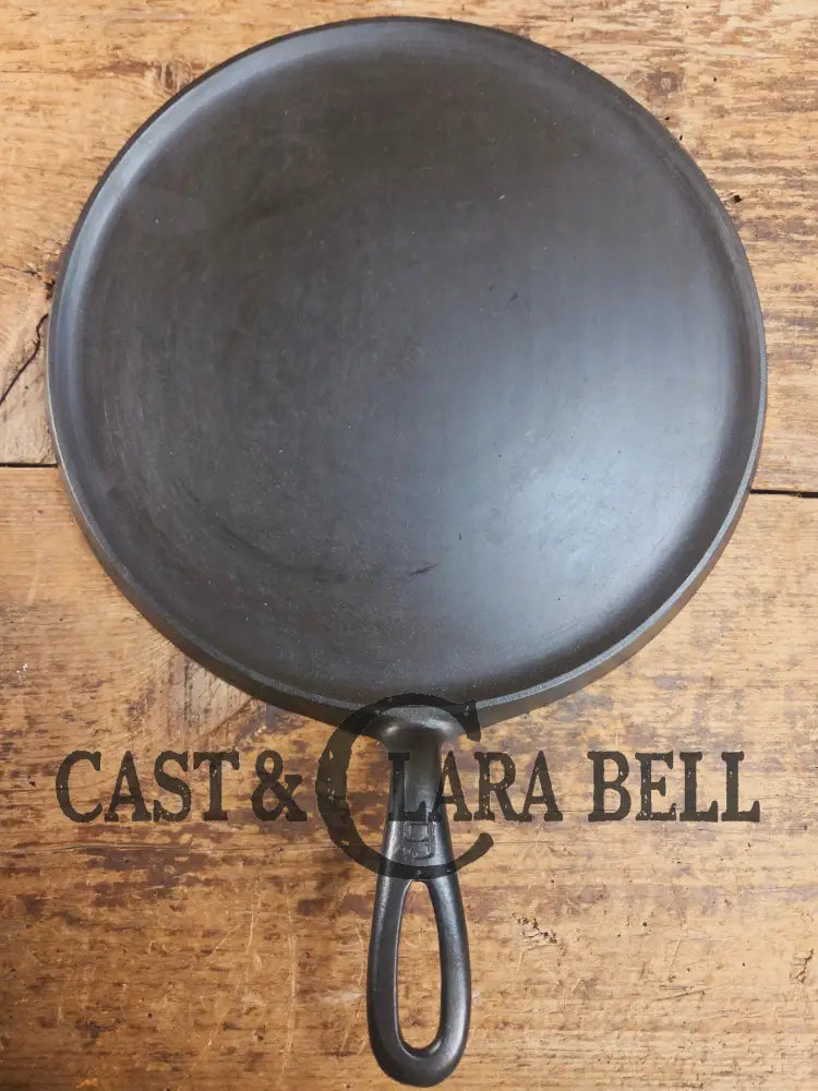 1930βs Griswold #9 Cast Iron Griddle Large Block logo βErie PA USA,β609ββ. Awesome for pancakes and grilled cheese