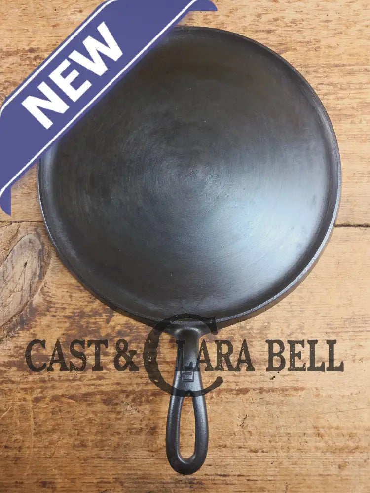 1930βs Griswold #9 Cast Iron Griddle Large Block logo βErie PA USA,β609ββ. Awesome for pancakes and grilled cheese!