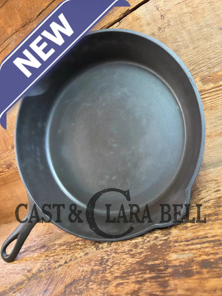 1930’s Griswold #9 Skillet with Large Block Logo and Smooth Bottom 710 C - Skillet