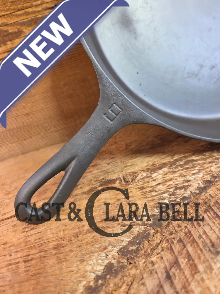 1930’s Griswold #9 Skillet with Large Block Logo and Smooth Bottom 710 C - Skillet