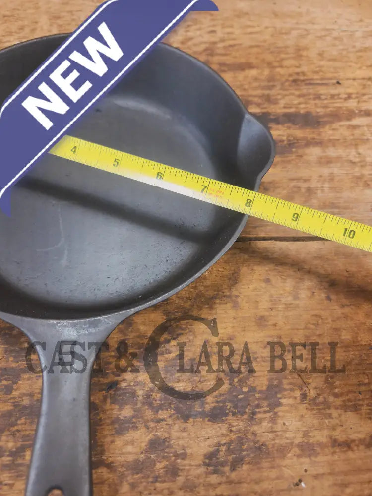 1930’s Griswold No. 5 Saute Skillet Small Logo Grooved Handle Smooth Bottom 724 - Skillet