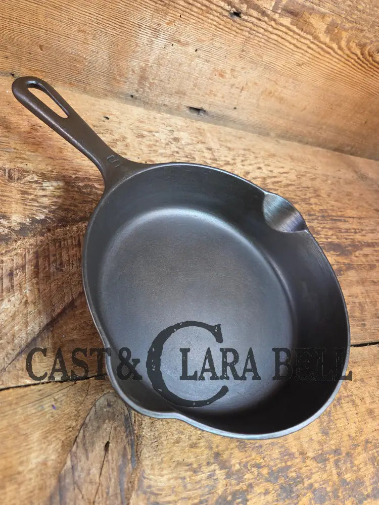 1930’s Griswold No. 5 Saute Skillet Small Logo Grooved Handle Smooth Bottom 724 Skillet