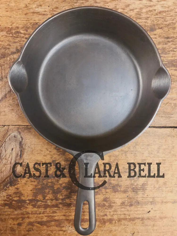 1930’s Griswold No. 5 Saute Skillet Small Logo Grooved Handle Smooth Bottom 724 A Skillet